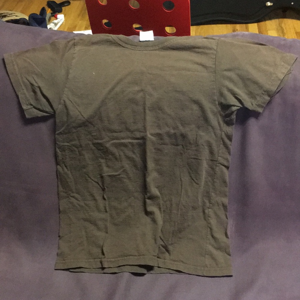 Brown tee shirt
